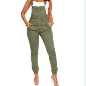 Cover Girl Women's Green Skinny Slim Fit Overall Jeans Size 13/14 New with Tags